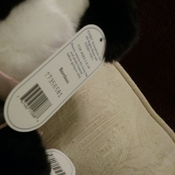 Here is your tea party buddy ms.panda - Picture 5 of 6